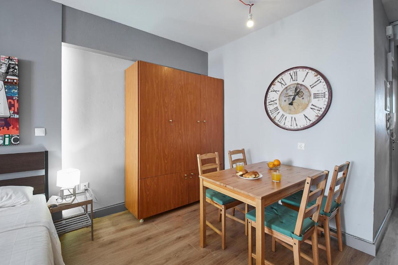 Tostay-Unique Apartment Hotel In Athens Center! Exteriör bild